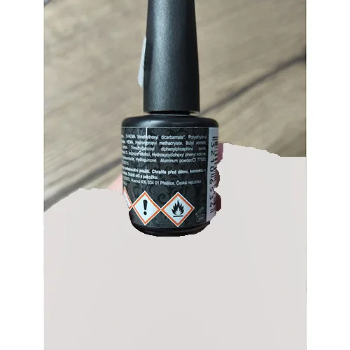 Gel nail polish