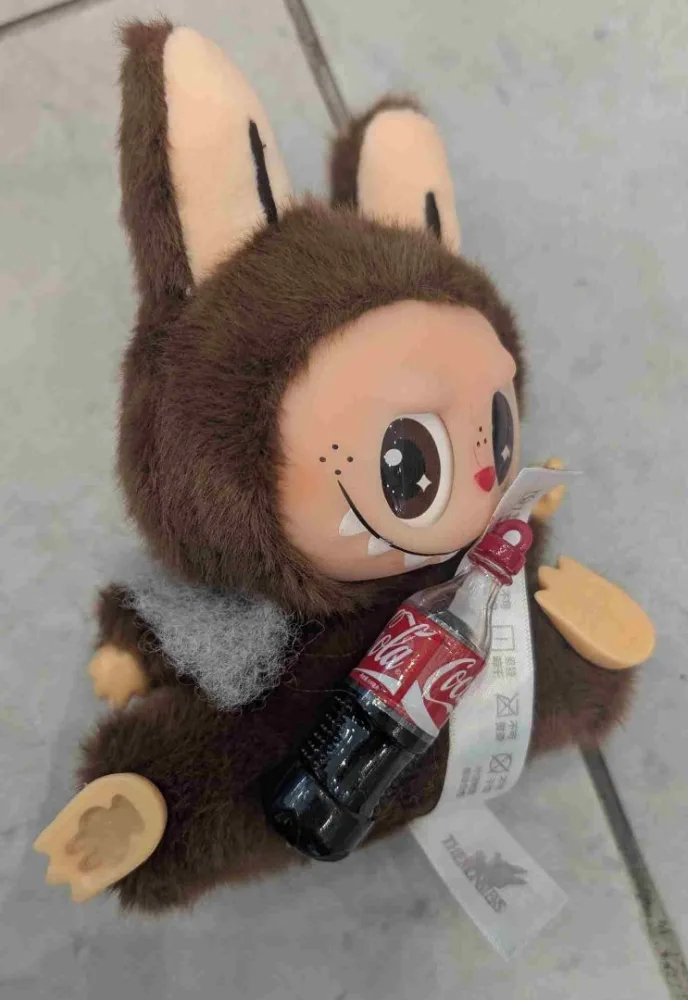 Contrefaçon popsmart peluches labubu