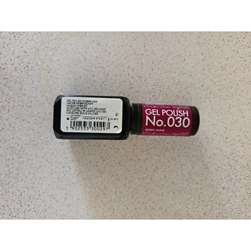 Gel nail polish