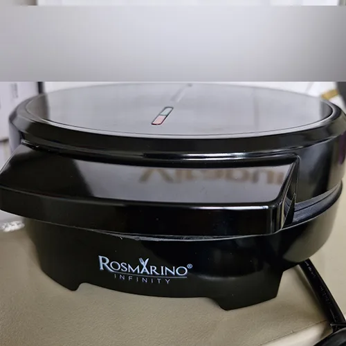 Waffle maker