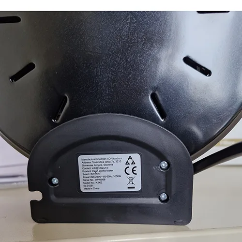 Waffle maker