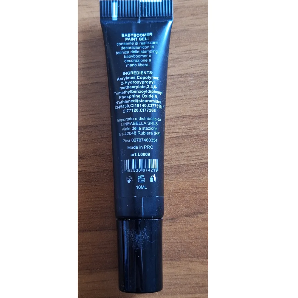 Gel nail varnish