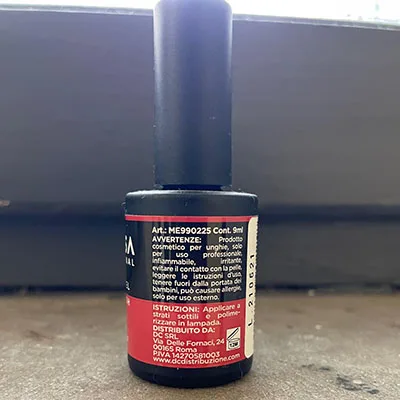 Gel nail polish