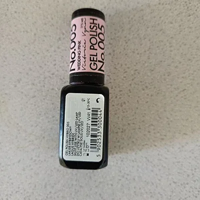 Gel nail polish