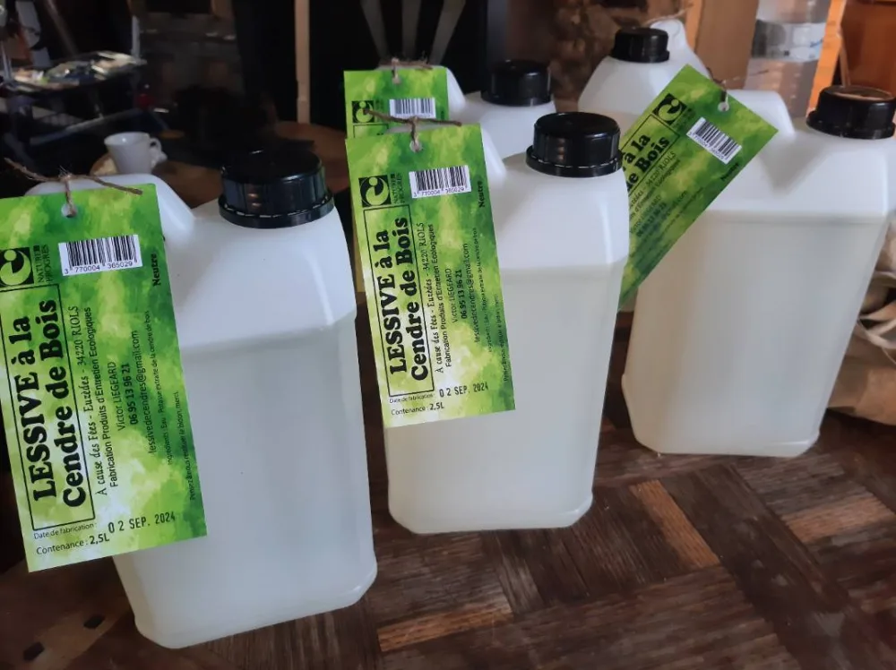 Lessive à la cendre de bois