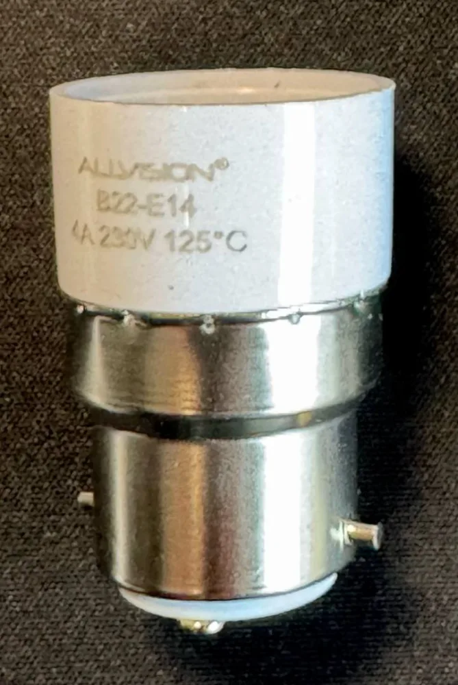 Adaptateur de douille blanc b22-e14