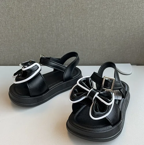 Children’s sandals