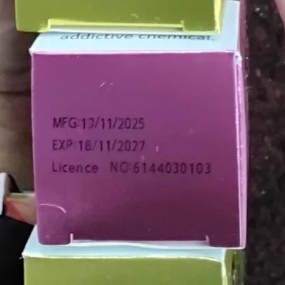 Disposable electronic cigarette