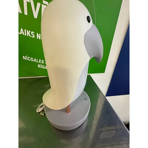 Table lamp