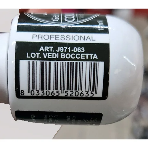 Gel nail polish