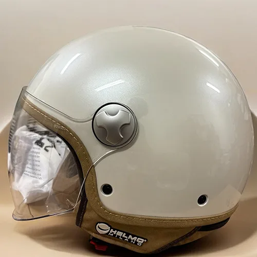 Motorcycle helmet