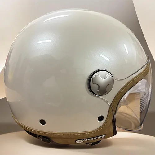 Motorcycle helmet