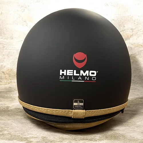 Motorcycle helmet