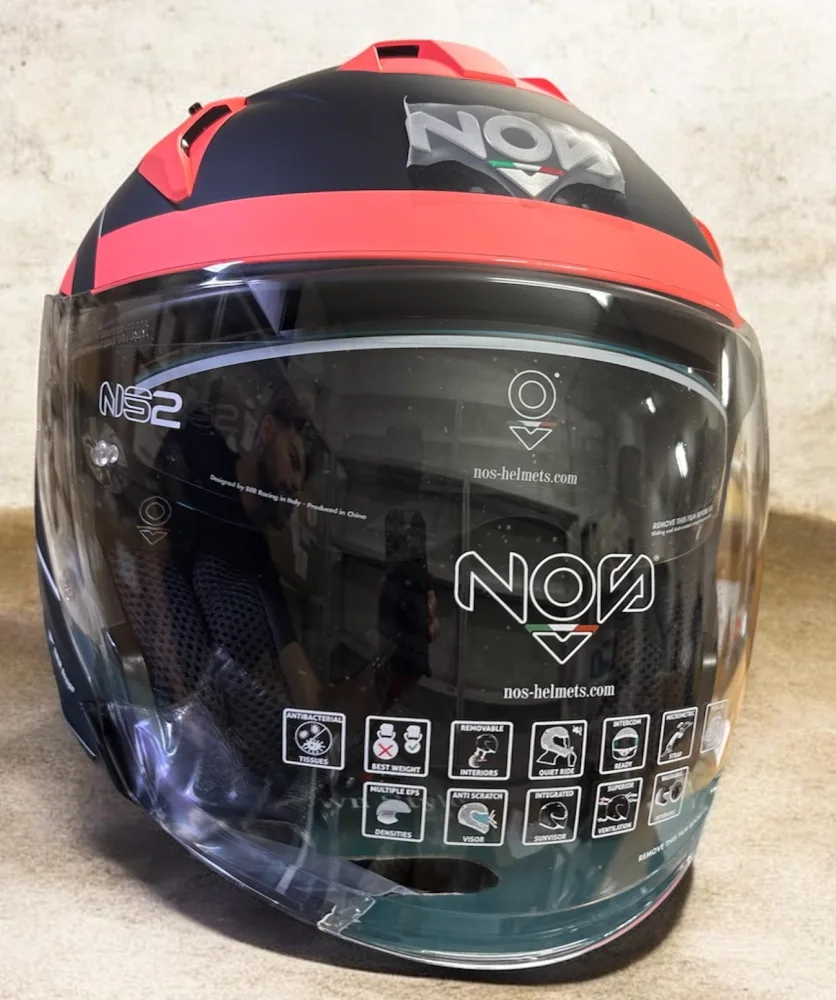 Motorcycle helmet