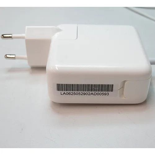 Power adaptor