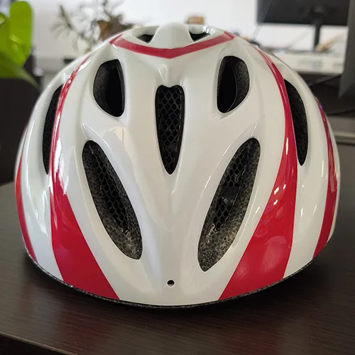 Bicycle helmet