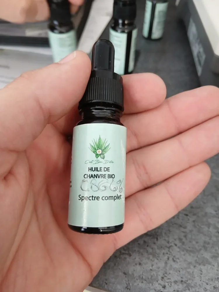 Huile de chanvre bio cbd